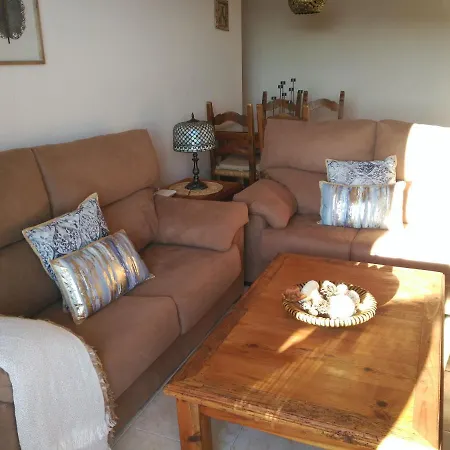 Appartamento Confortable, Bright, Well Located *