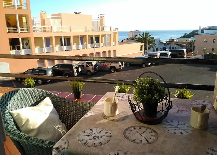 Confortable, Bright, Well Located *